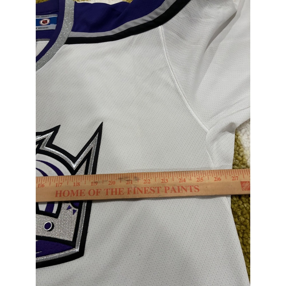 CCM Los Angeles Kings NHL Hockey Jersey White Purple Silver Crown Vintage L - Picture 8 of 10